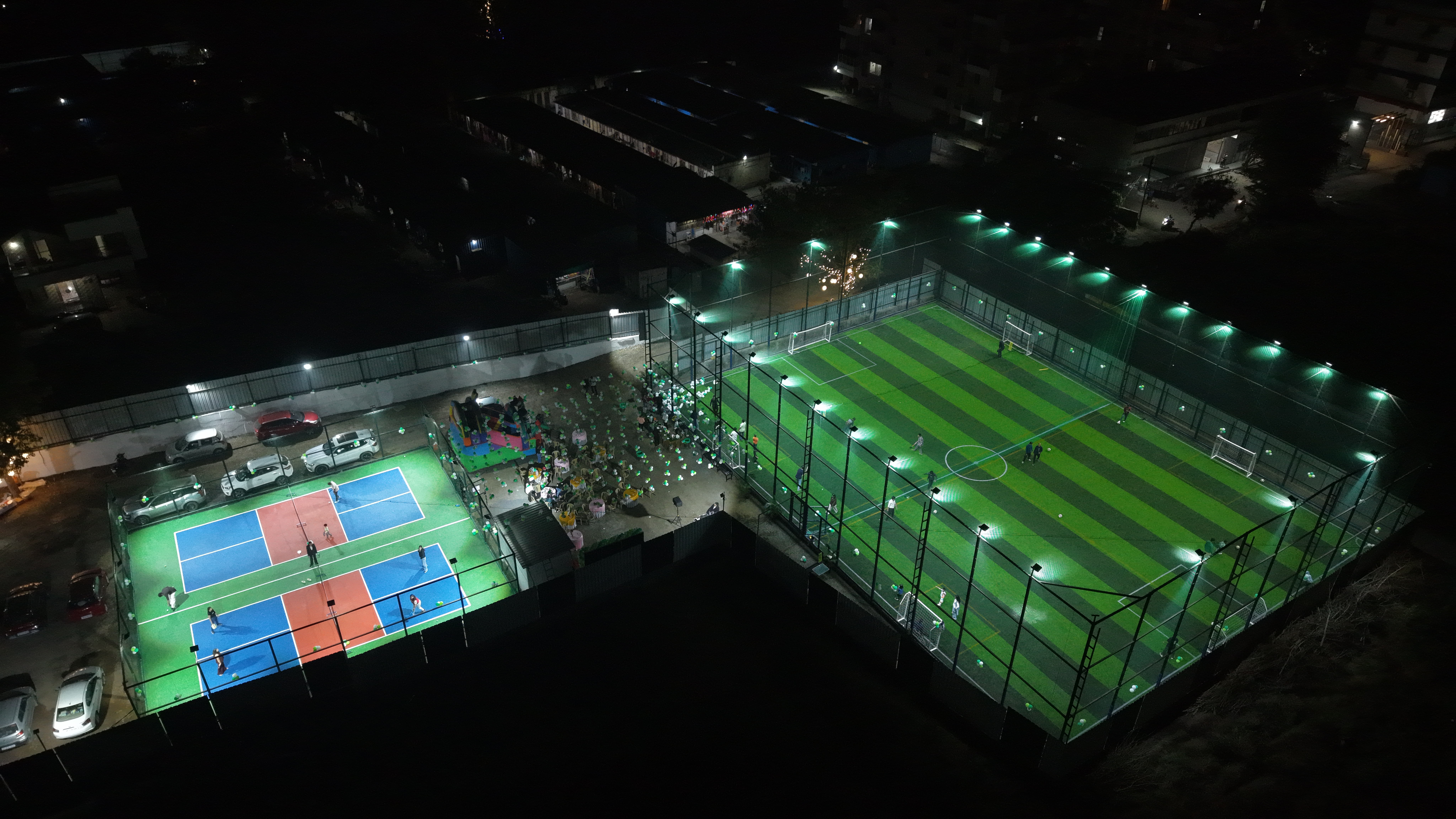 Kick & Pitch facility wide view showing pickleball and turf in Hole Vasti, Undri